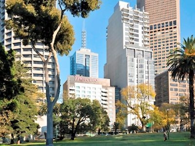 Mercure Melbourne Treasury Gardens0