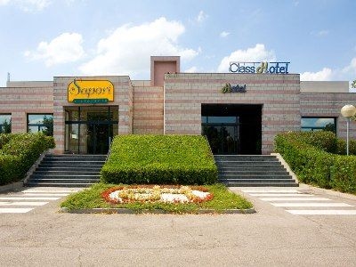 B And B Hotel Faenza1