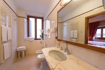 Strozzi Palace1