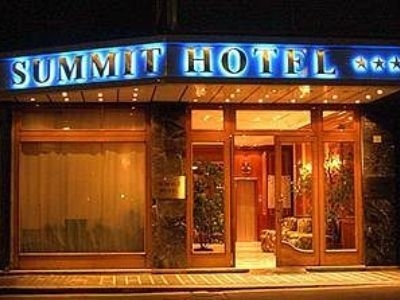 Summit0