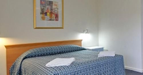 Cedar Lodge Motel2