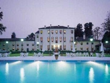 Villa Tacchi0