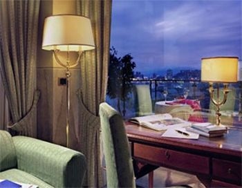 Best Western City3