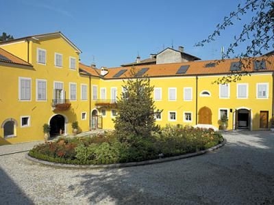 Grand Hotel Entourage0