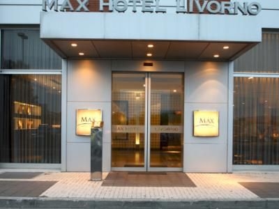 Max Livorno0