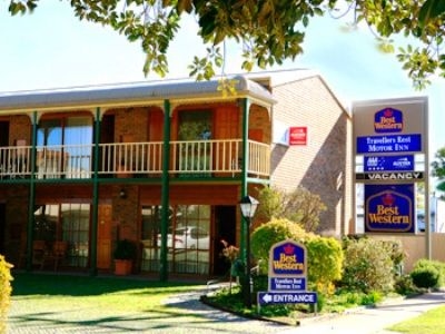ทราเวลเลอร์ เรสต์ มอเตอร์ อินน์ (Travellers Rest Motor Inn)0