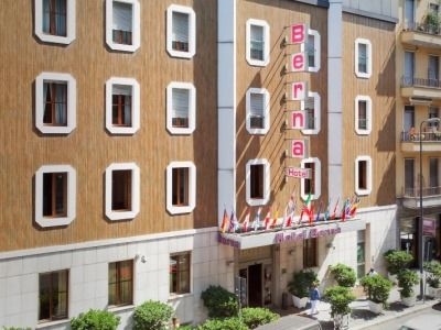 Hotel Berna0