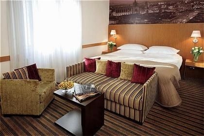 สตาร์โฮเต็ล ทัวริสท์ (Starhotels Tourist)4