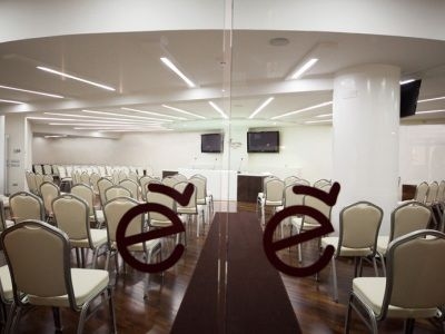 E'Hotel1