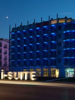 I-Suite0