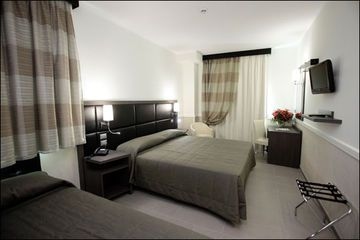 Hotel Artis4