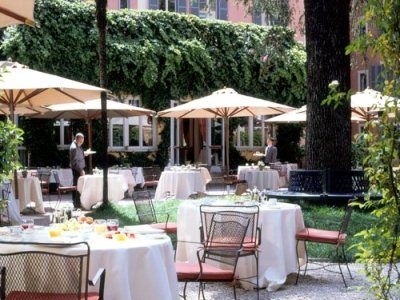 Hotel De Russie3