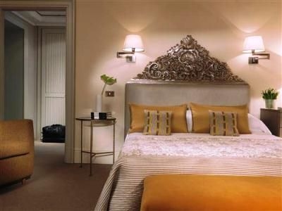 Hotel De Russie4