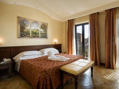 Hotel Athena4