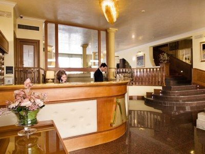 Hotel Athena3