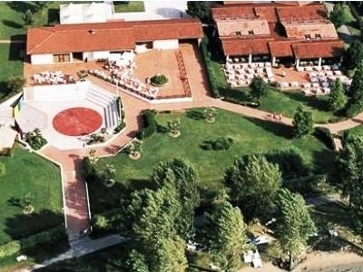 Garda Village1