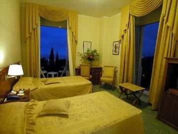 Excelsior Palace2