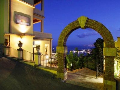 Sole Castello1