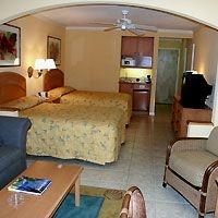 Comfort Suites Paradise Island2