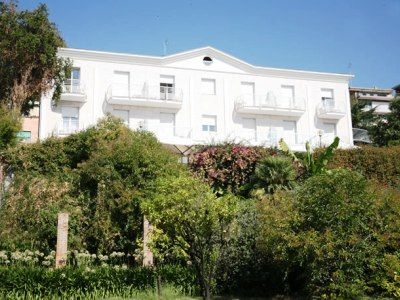 Garden Palace1