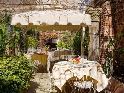 Al Sole Palace1