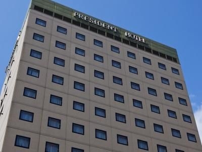 เพรสซิเดนท์ โฮเต็ล ฮากาตะ (President Hotel Hakata)0