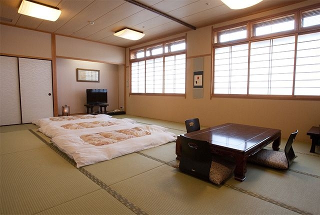 Nishiwaki Royal Hotel1