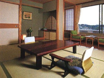 Shinsenkaku1