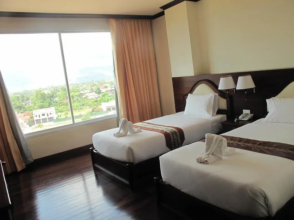 Arawan Riverside Hotel3