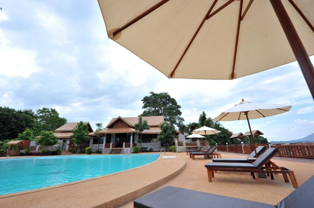 Arawan Riverside Hotel2
