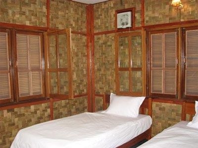 Bansuan Riverview Bungalows4