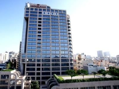 Crowne Plaza Beirut0