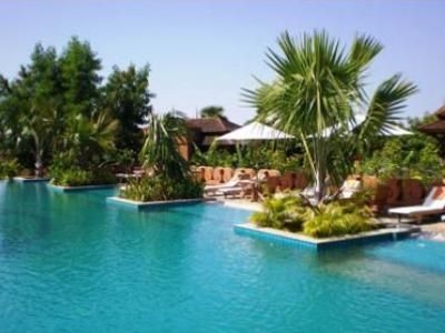 Aureum Hotel And Resort1