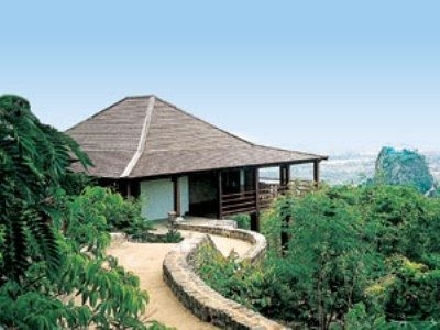 Popa Mountain Resort0