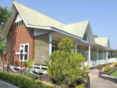 Paradise Nyaung Shwe1
