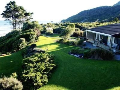 Breakers Boutique Accommodation1
