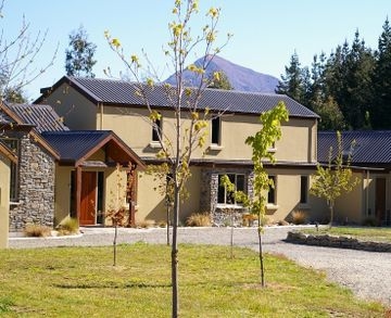 Maple Lodge3