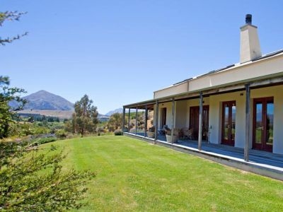 Riverrun Lodge0