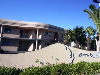 Breakers Motel1