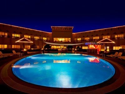 Golden Tulip Resort4