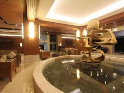 Crown Regency Resort And Conv Ctr2