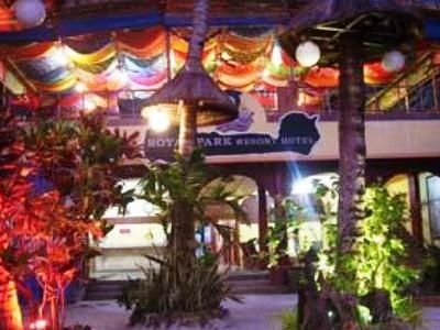 Royal Park Resort0
