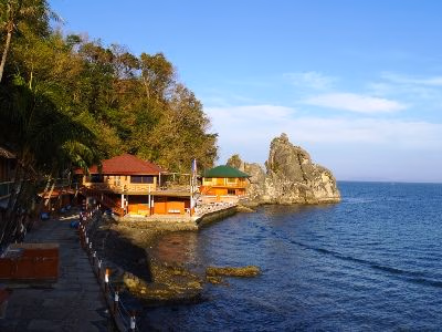 Anilao Outrigger Resort0