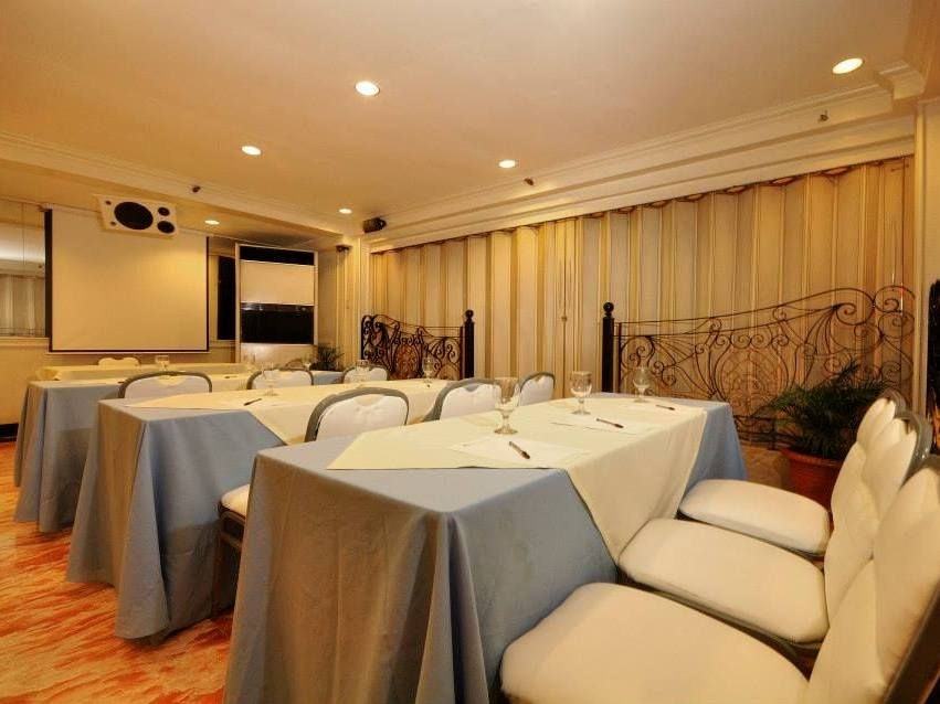 Executive Plaza2