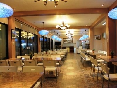 Hannahs Beach Resort3