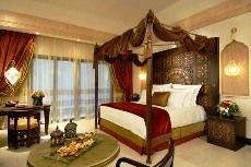 Sharq Village And Spa4