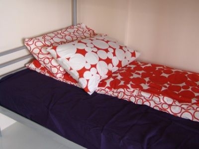 98sg Hostel1