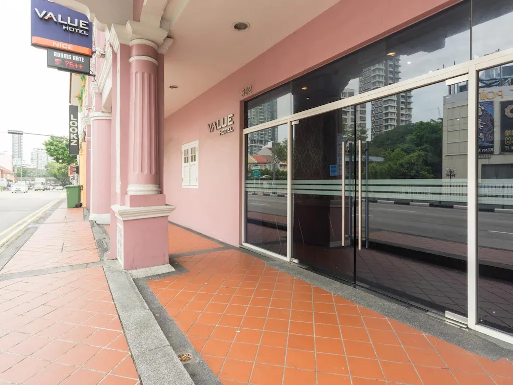แวลู โฮเทล ไนซ์ (Value Hotel Nice)1