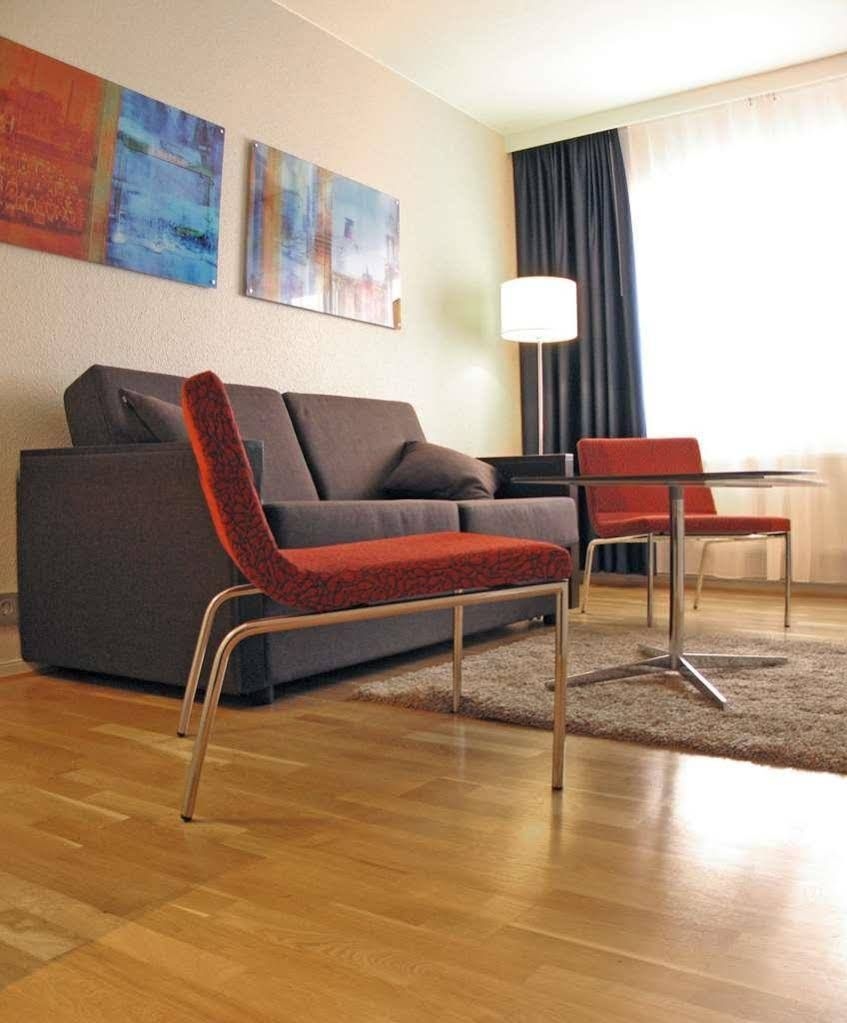 Best Western Plus Waterfront Hotel3