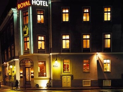 Royal2